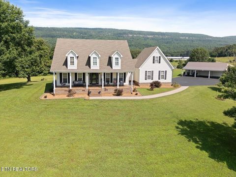 115 Main St Pikeville TN 37367
