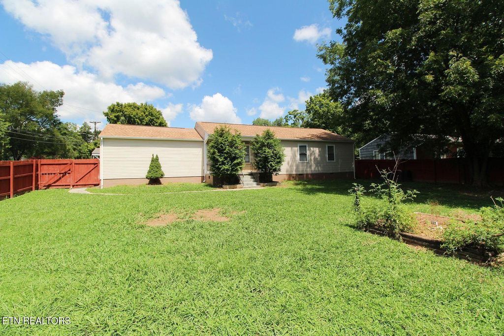 Photo of 4501 Millertown Pike, Knoxville, TN 37917 (MLS # 1324175)
