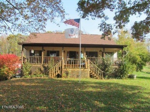 Photo of 129 Pleasant Hill Rd, Sweetwater, TN 37874 (MLS # 1355382)