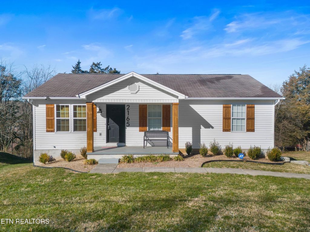 Photo of 2165 Brights Pike, Morristown, TN 37814 (MLS # 1327927)