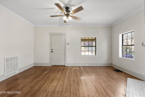 Tiny photo for 1515 McCroskey Ave, Knoxville, TN 37917 (MLS # 1324775)