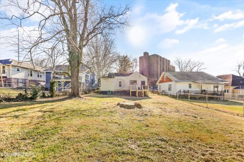 Tiny photo for 1515 McCroskey Ave, Knoxville, TN 37917 (MLS # 1324775)