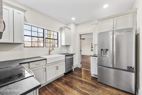 Tiny photo for 1515 McCroskey Ave, Knoxville, TN 37917 (MLS # 1324775)