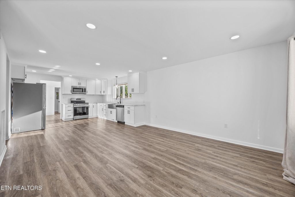 Photo of 2399 Sweetwater Vonore Rd, Sweetwater, TN 37874 (MLS # 1315711)