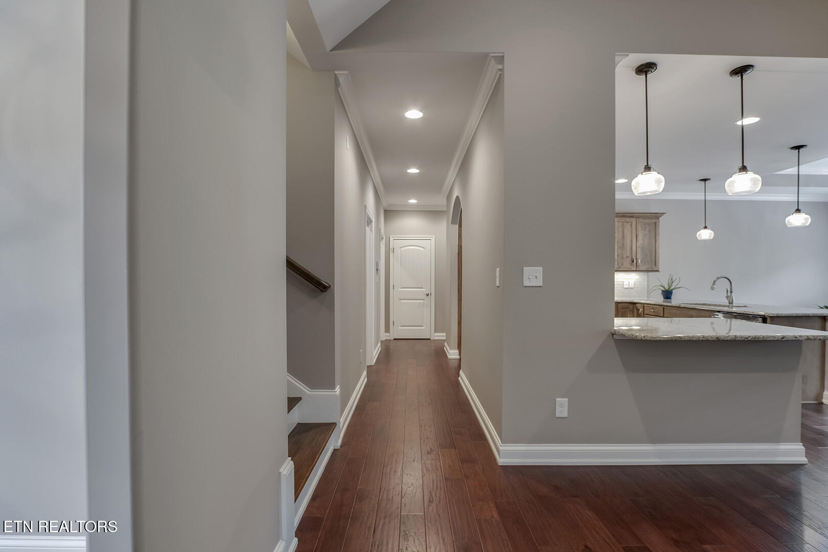 Loudon, Tennessee 37774, United States, 4 Bedrooms Bedrooms, ,3 BathroomsBathrooms,Residential,Pending,134702