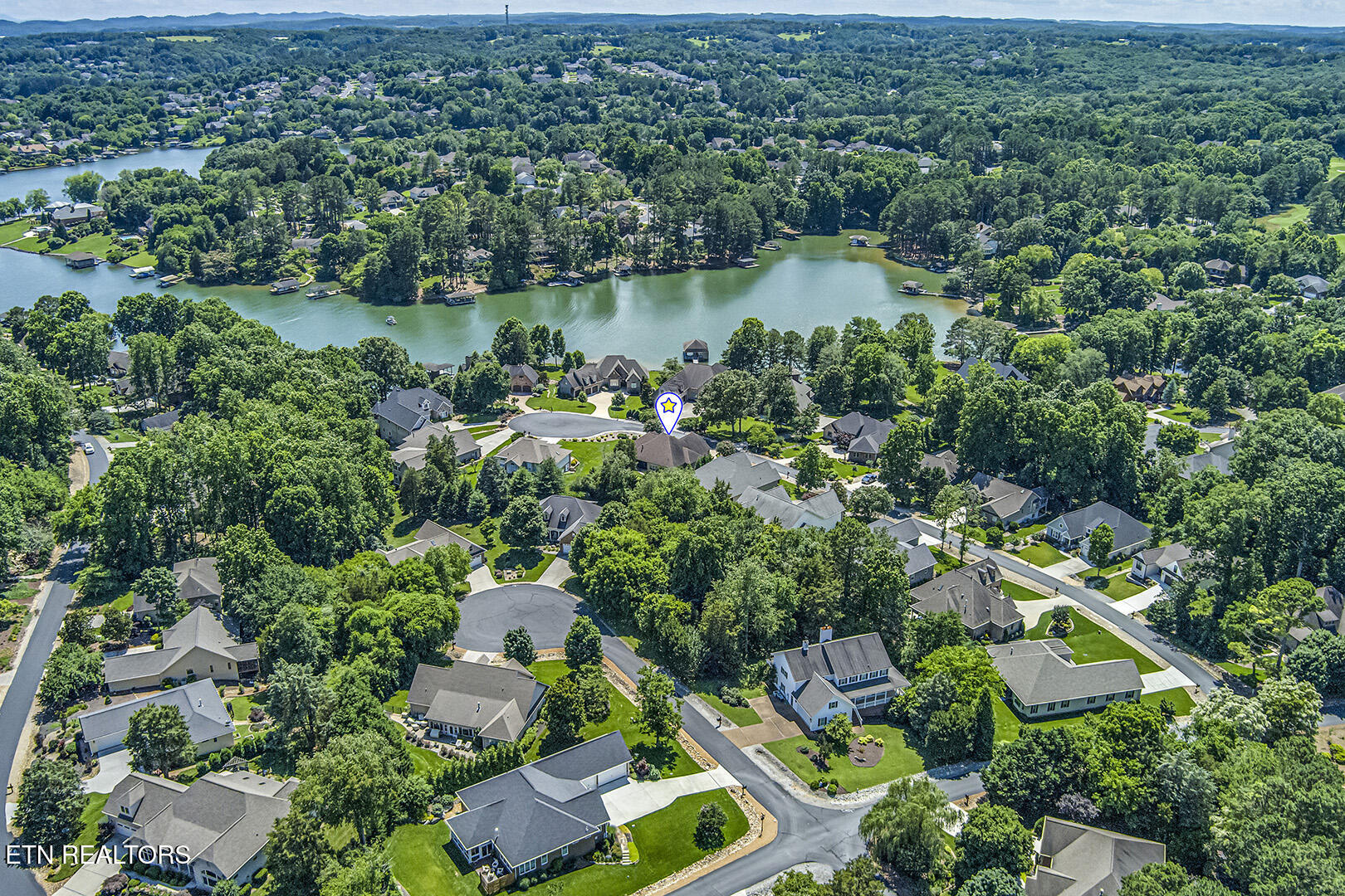 Loudon, Tennessee 37774, United States, 4 Bedrooms Bedrooms, ,3 BathroomsBathrooms,Residential,Pending,134702