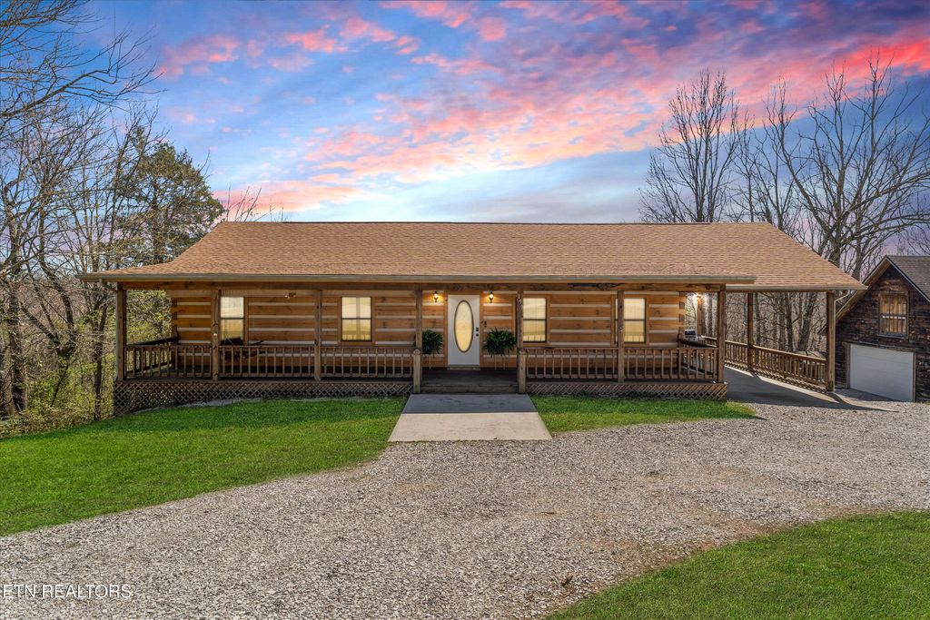 Photo of 199 River Rd, Kingston, TN 37763 (MLS # 1293984)