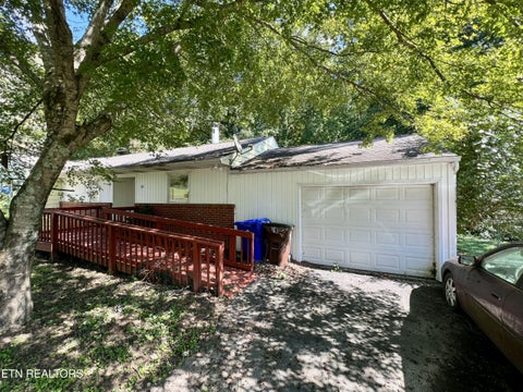 Tiny photo for 103 Emerson Circle, Oak Ridge, TN 37830 (MLS # 1356203)
