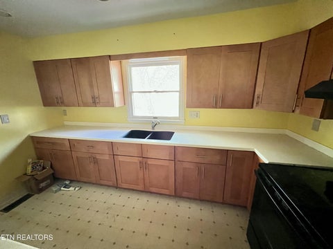 Tiny photo for 103 Emerson Circle, Oak Ridge, TN 37830 (MLS # 1356203)