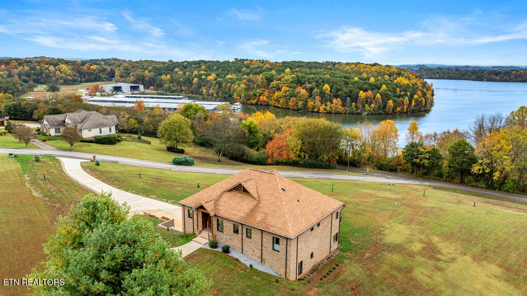 Vonore, Tennessee, 37801, United States, 5 Bedrooms Bedrooms, ,5 BathroomsBathrooms,Residential,Active,2029777