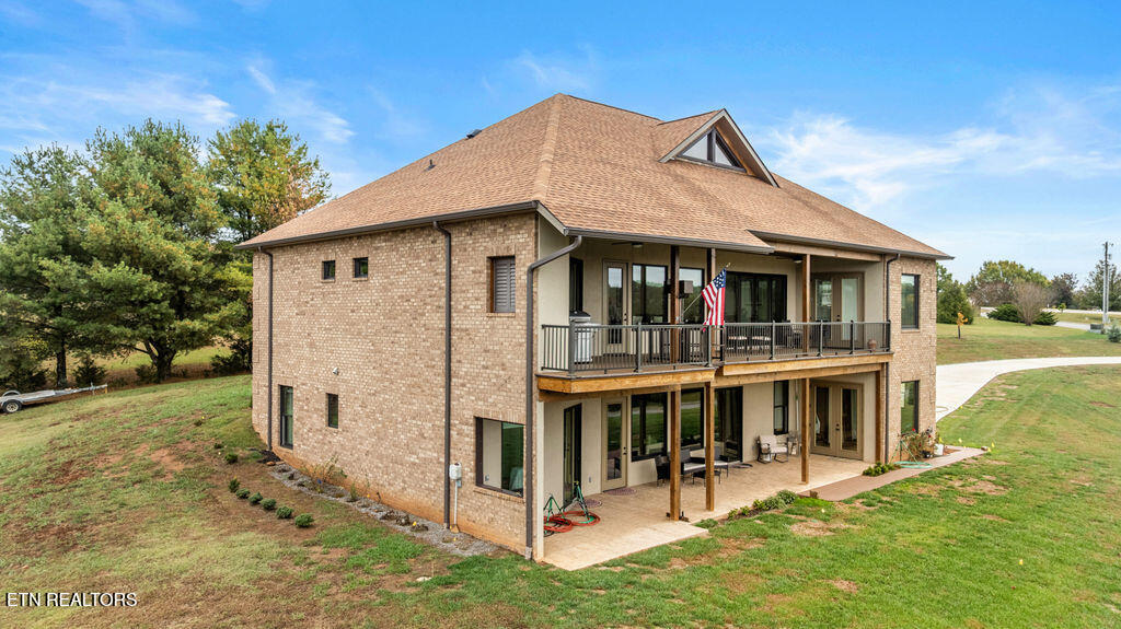 Vonore, Tennessee, 37801, United States, 5 Bedrooms Bedrooms, ,5 BathroomsBathrooms,Residential,Active,2029777