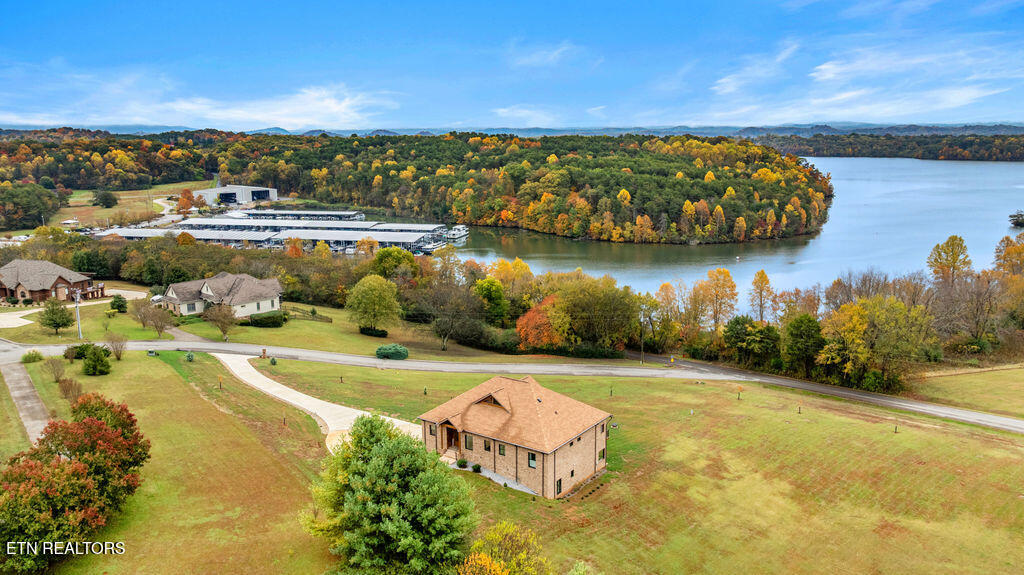 Vonore, Tennessee, 37801, United States, 5 Bedrooms Bedrooms, ,5 BathroomsBathrooms,Residential,Active,2029777