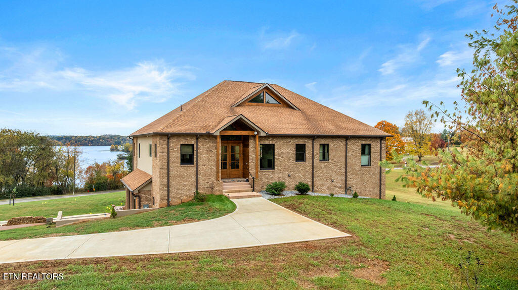 Vonore, Tennessee, 37801, United States, 5 Bedrooms Bedrooms, ,5 BathroomsBathrooms,Residential,Active,2029777