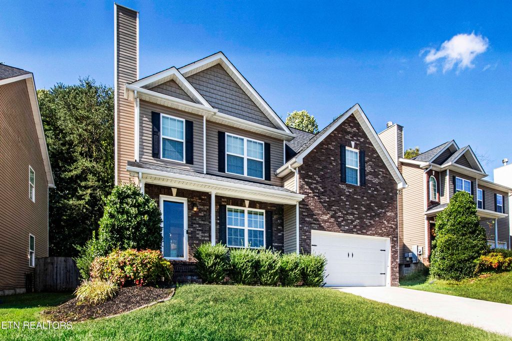 Photo of 7345 Calla Crossing Lane Lane, Knoxville, TN 37918 (MLS # 1317133)