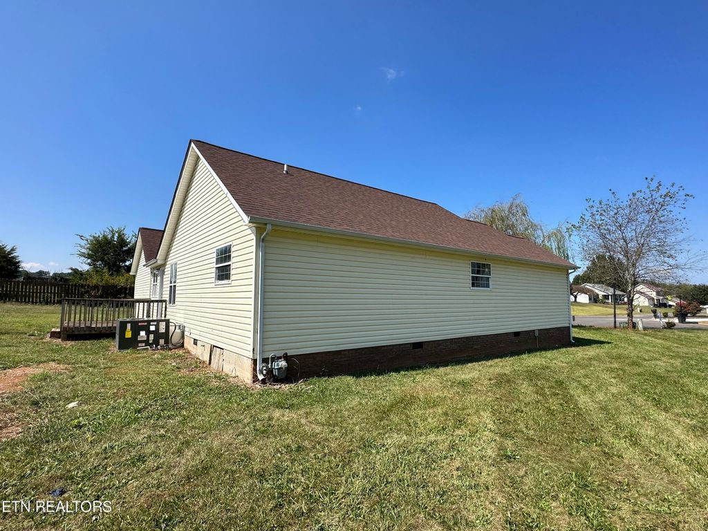 Photo of 209 S Rolling Ridge Lane, Vonore, TN 37885 (MLS # 1258959)