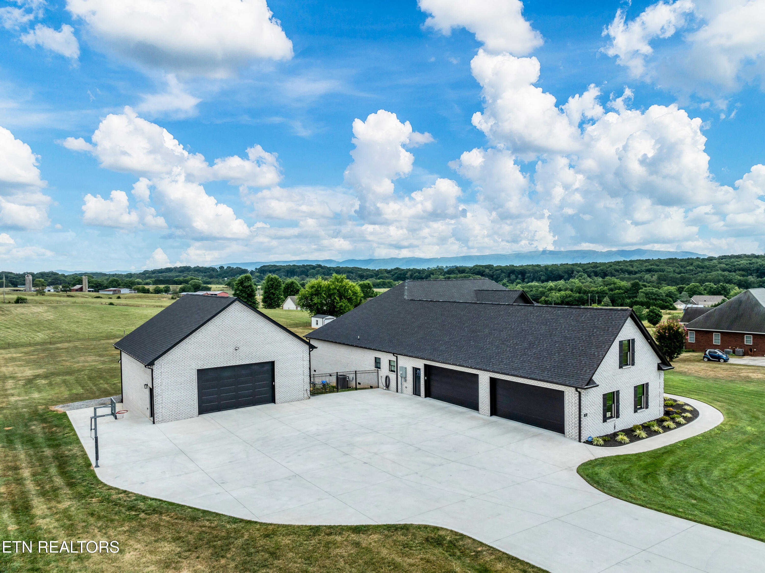 766 Longview Drive