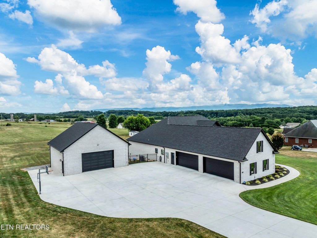 Photo of 766 Longview Drive, Greenback, TN 37742 (MLS # 1309827)