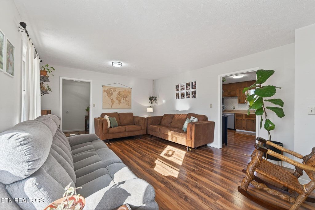 Photo of 17230 Crossville Hwy, Monterey, TN 38574 (MLS # 1325646)