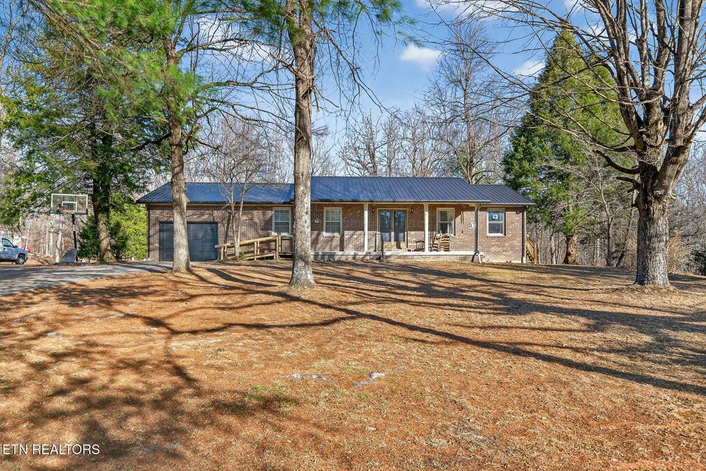 Photo of 17230 Crossville Hwy, Monterey, TN 38574 (MLS # 1325646)