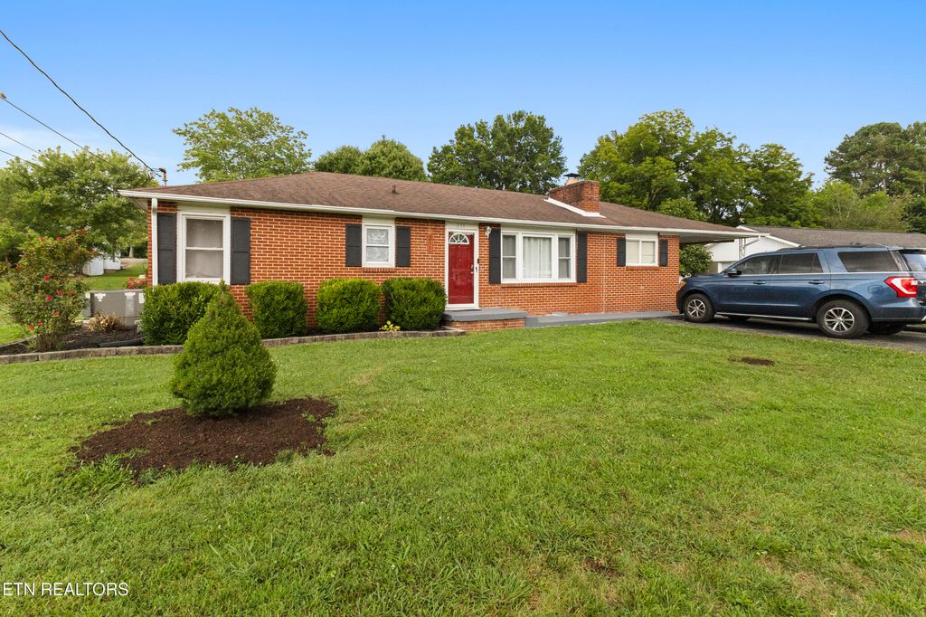 Photo of 211 Willowbrook Drive, Kingston, TN 37763 (MLS # 1307891)