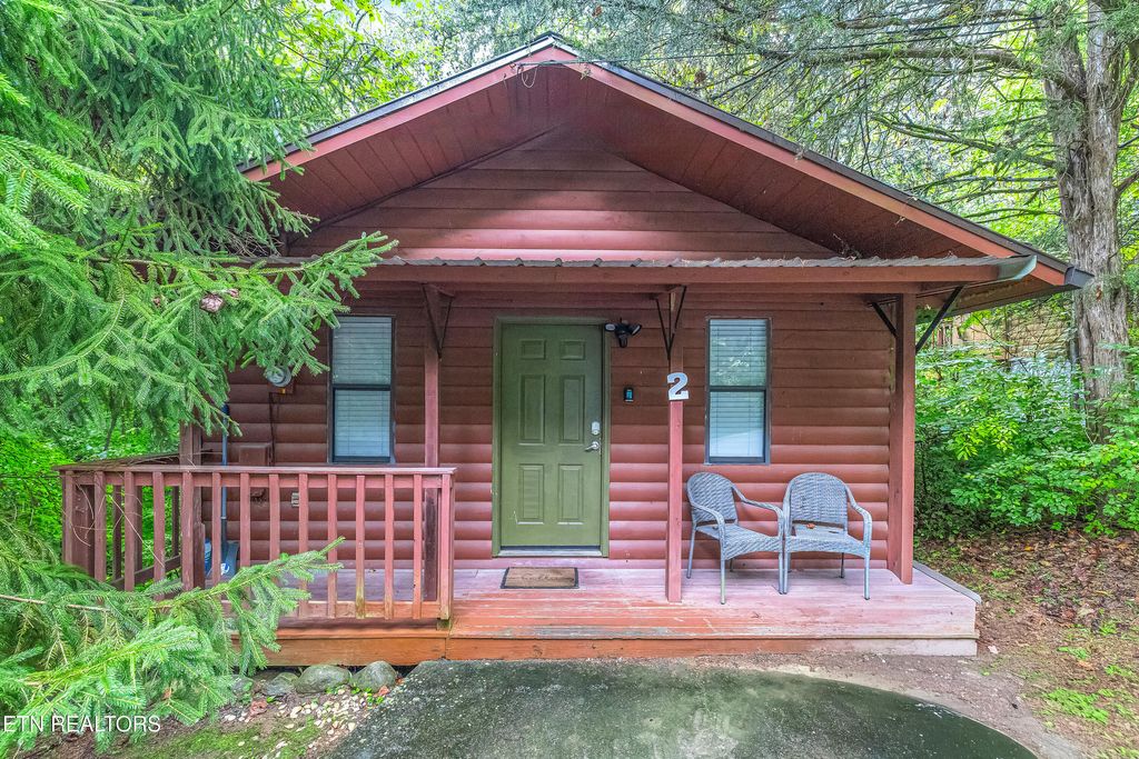 Photo of 2036 Ridge Rd #2, Pigeon Forge, TN 37863 (MLS # 1316690)