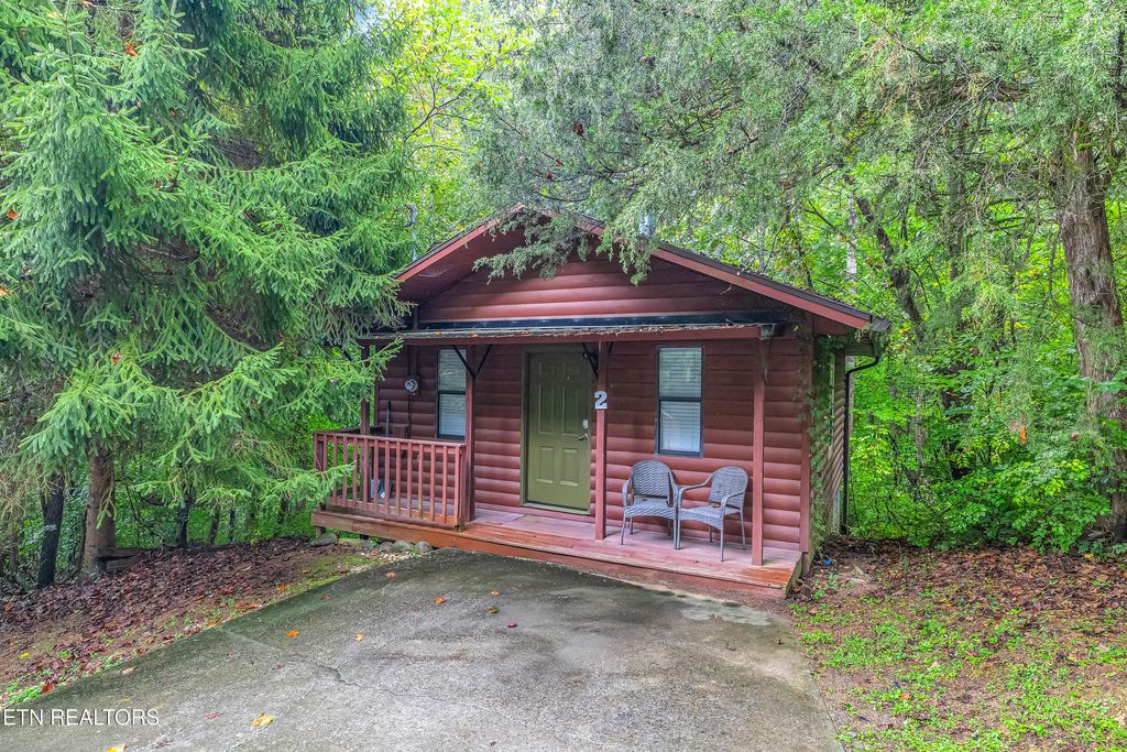 Photo of 2036 Ridge Rd #2, Pigeon Forge, TN 37863 (MLS # 1316690)