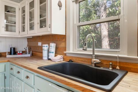 Tiny photo for 409 Matterhorn Drive, Gatlinburg, TN 37738 (MLS # 1334827)