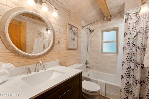 Tiny photo for 409 Matterhorn Drive, Gatlinburg, TN 37738 (MLS # 1334827)