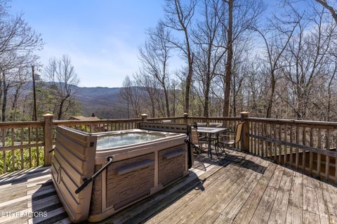 Tiny photo for 409 Matterhorn Drive, Gatlinburg, TN 37738 (MLS # 1334827)