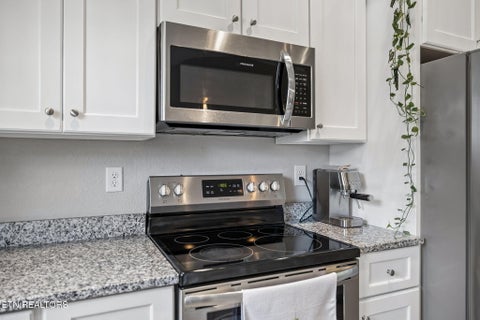 Tiny photo for 120 Breezewood Circle, Clinton, TN 37716 (MLS # 1345777)