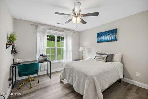 Tiny photo for 120 Breezewood Circle, Clinton, TN 37716 (MLS # 1345777)