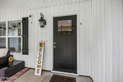 Tiny photo for 120 Breezewood Circle, Clinton, TN 37716 (MLS # 1345777)