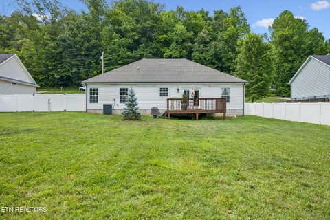 Tiny photo for 120 Breezewood Circle, Clinton, TN 37716 (MLS # 1345777)
