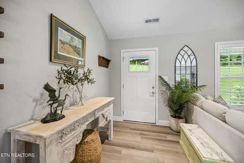 Tiny photo for 120 Breezewood Circle, Clinton, TN 37716 (MLS # 1345777)