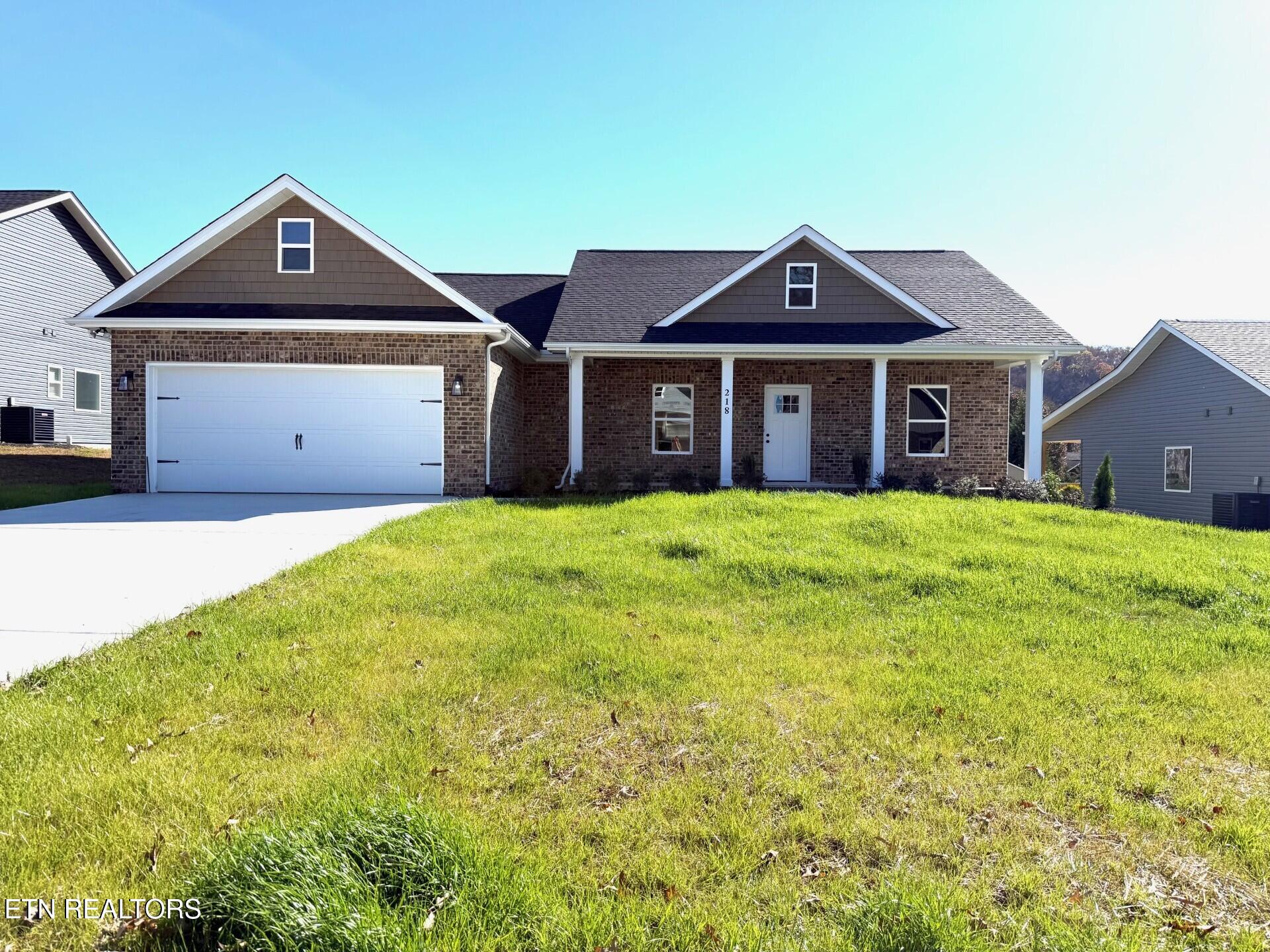 218 Mossy Rock Rd