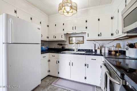 Tiny photo for 307 Miller St, Livingston, TN 38570 (MLS # 1349597)