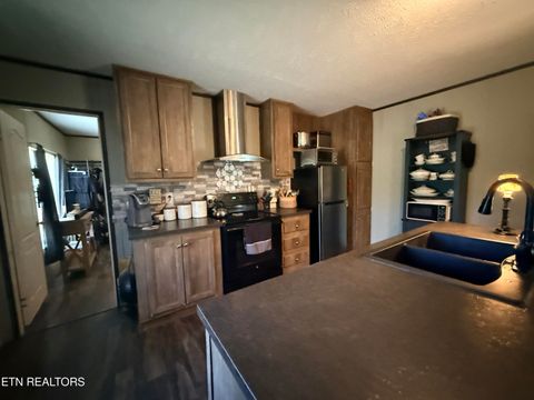 Tiny photo for 174 Claude Howard Rd, Deer Lodge, TN 37726 (MLS # 1337999)