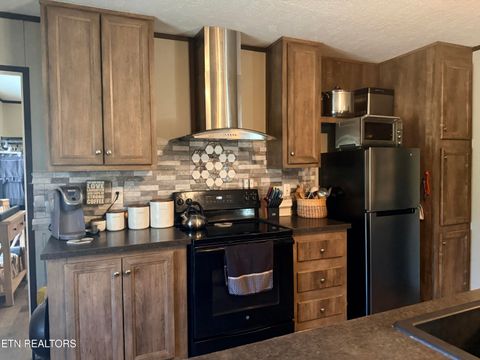 Tiny photo for 174 Claude Howard Rd, Deer Lodge, TN 37726 (MLS # 1337999)