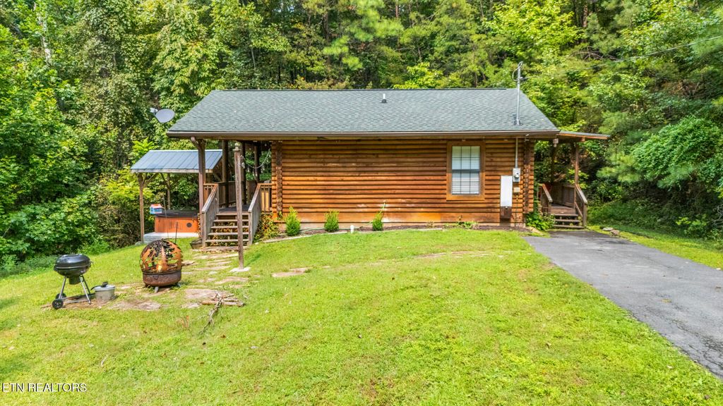 Photo of 1284 Laurel Lick Rd #2, Sevierville, TN 37862 (MLS # 1314621)