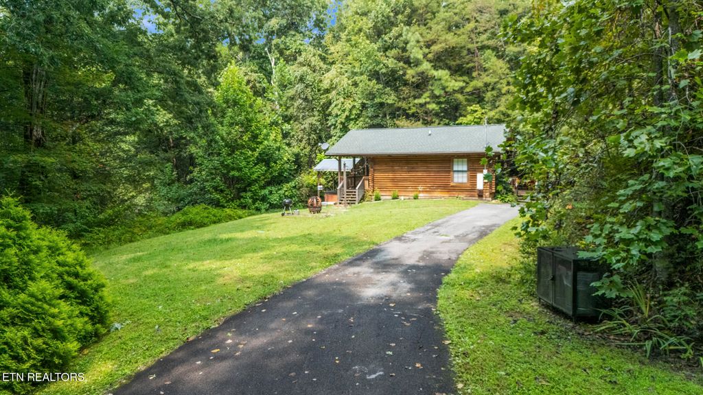 Photo of 1284 Laurel Lick Rd #2, Sevierville, TN 37862 (MLS # 1314621)