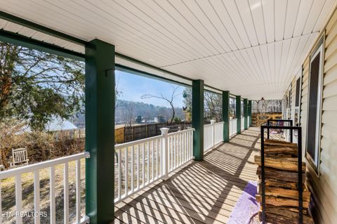 Tiny photo for 7810 Berry Williams Rd, Townsend, TN 37882 (MLS # 1326072)