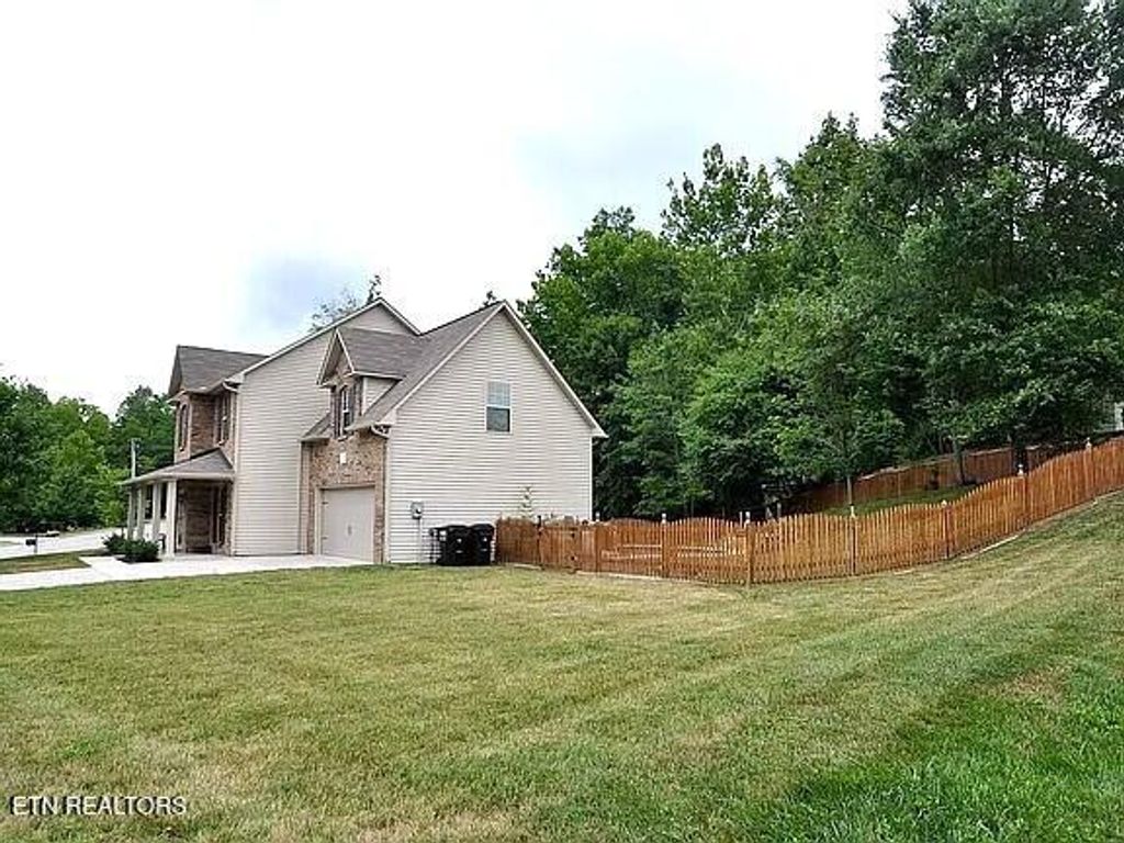 Photo of 11729 Edison Drive, Knoxville, TN 37932 (MLS # 1336088)