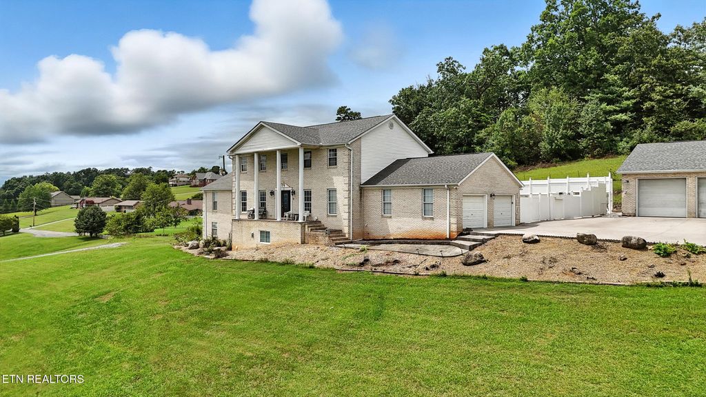 Photo of 212 Simmons Rd, Seymour, TN 37865 (MLS # 1310319)
