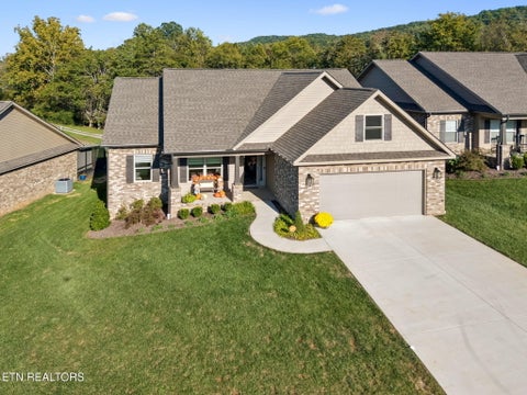 Photo of 7116 Volunteer Ridge Lane, Knoxville, TN 37918 (MLS # 1359534)