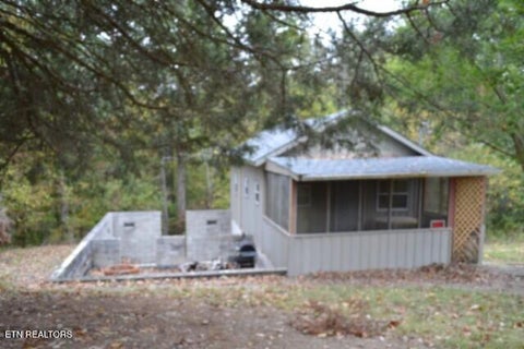 Photo of 128 Cummins Court, Celina, TN 38551 (MLS # 1359498)