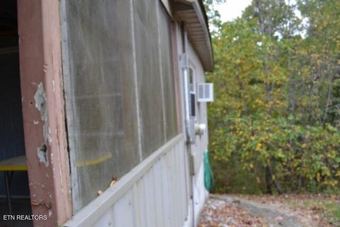 Tiny photo for 128 Cummins Court, Celina, TN 38551 (MLS # 1359498)