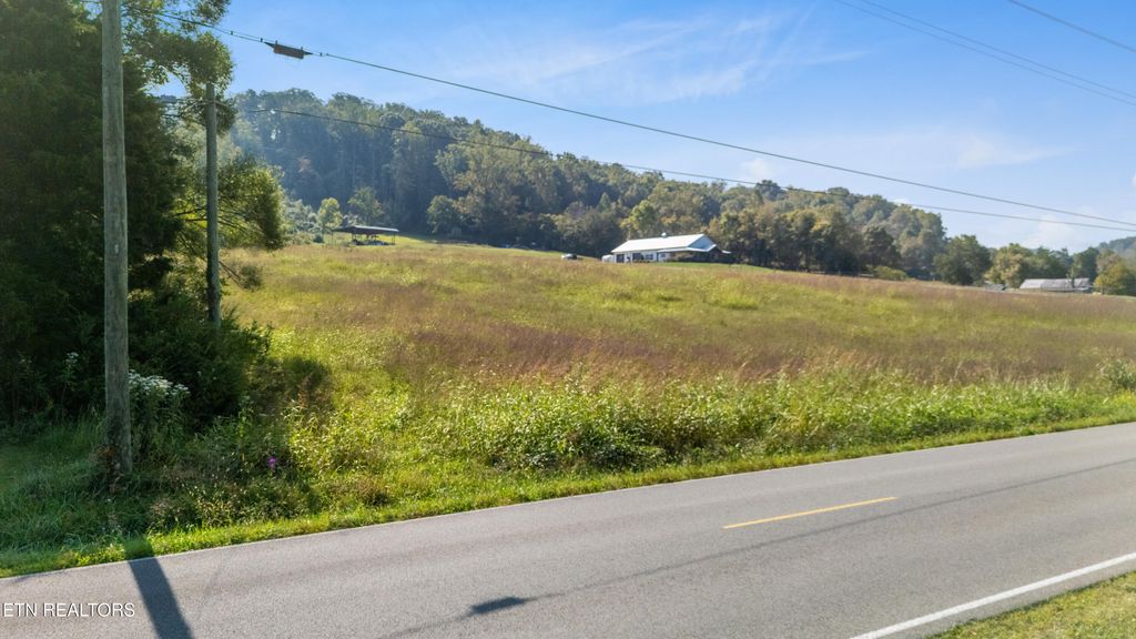 Photo of 12 Dutch Valley Rd, Clinton, TN 37716 (MLS # 1315899)