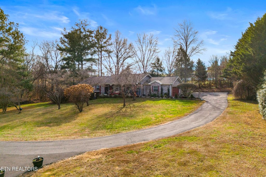 Photo of 3215 Melody Lane Ln, White Pine, TN 37890 (MLS # 1325332)