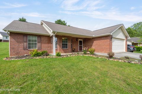 Single Family Residence in Maryville TN 1031 Willow Creek Circle.jpg