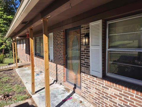 Tiny photo for 142 Oak Circle, Rocky Top, TN 37769 (MLS # 1357068)